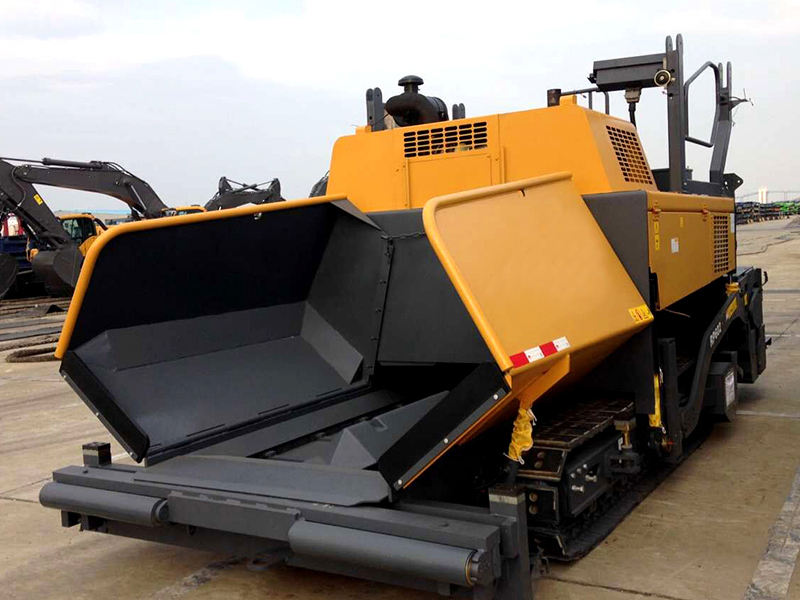 XCMG RP603 Road Construction Machinery Paver - 02_6ada942cd518eec88e1a78219fee71d2.jpg