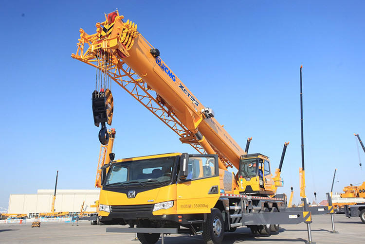 XCMG XCT35 Lifting Machinery Truck Crane - 02_c8d3838179f7a11c2a1cae44eb4474a8.jpg