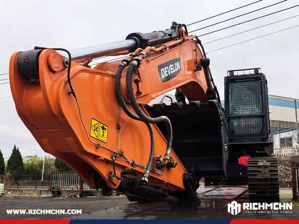 Ethiopia - 1 Unit DEVELON DX360LCA-7B Excavator