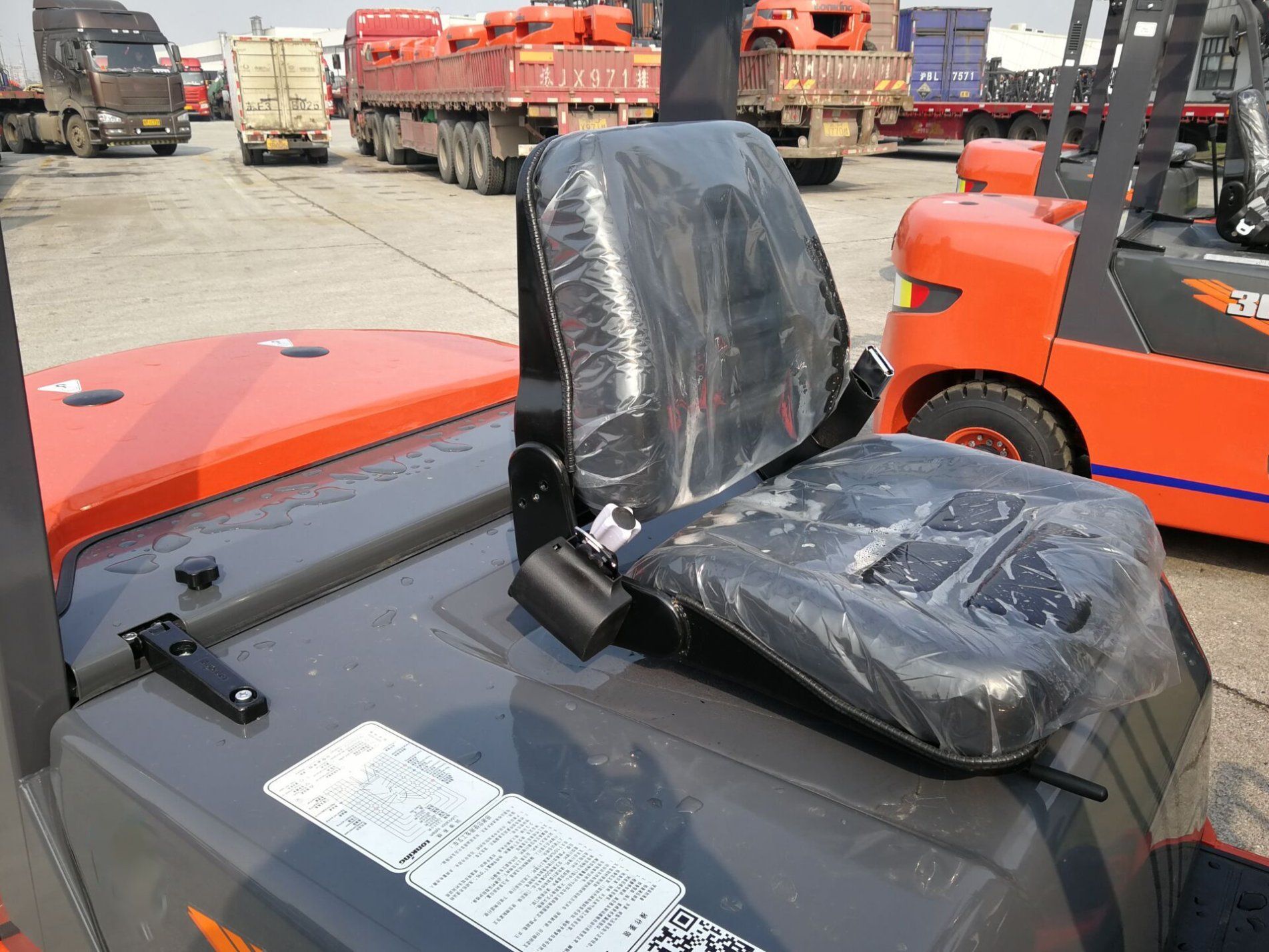 LONKING FD35T Logistics Machinery Forklift - 03_25c143776fdcc7250333da7e2917d251.jpg