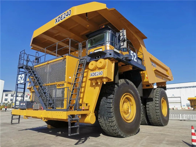 XCMG  XDE130 Truck & Special Vehicle Dump Truck - 03_d60bb4bb14f067b358af4d01c422a4a7.jpg