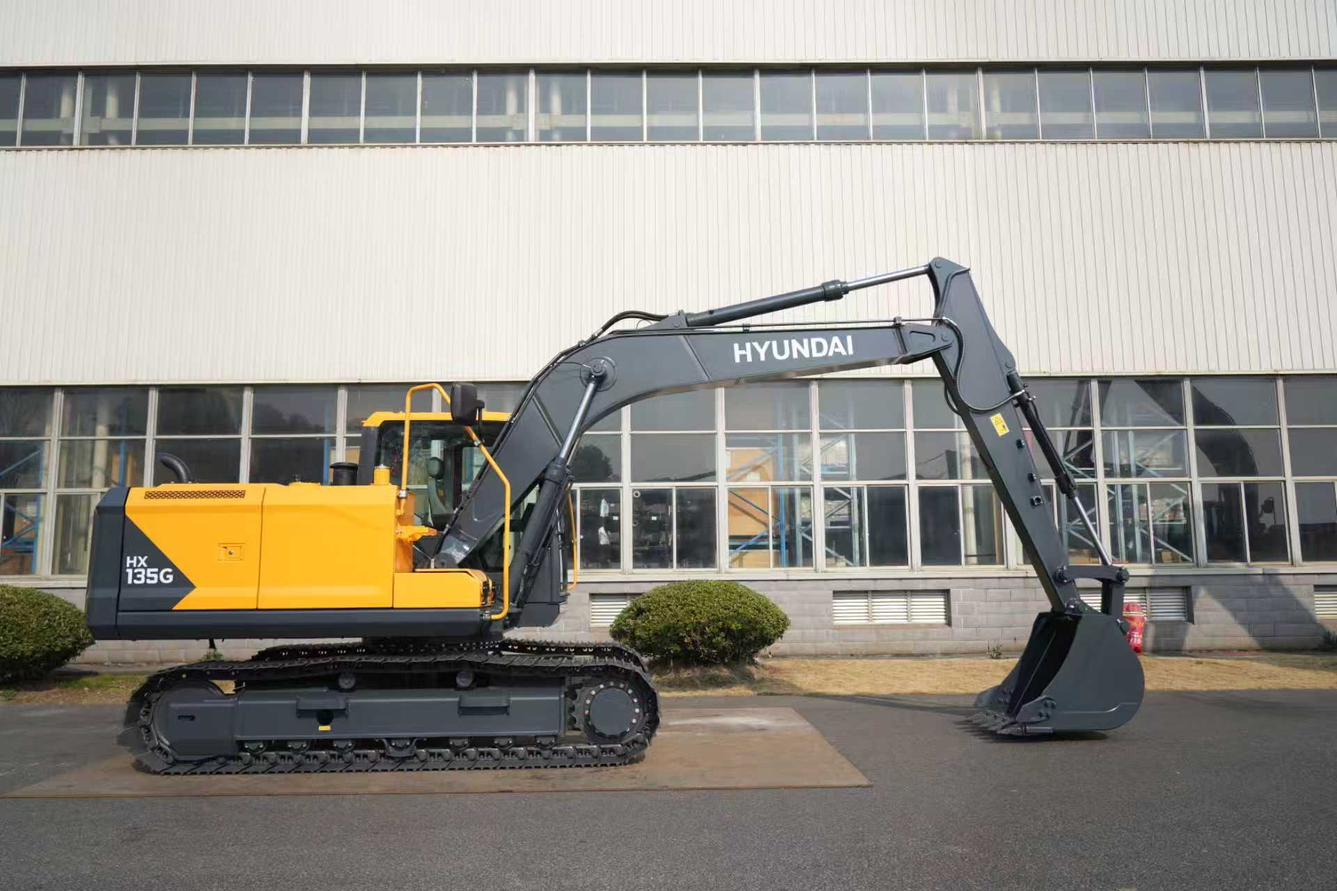 HYUNDAI HX135G Earthmoving Machinery Crawler Excavator - 04_d0885bdfd26f01426b91bb396bc3cbd8.jpg