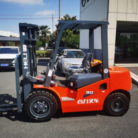 HELI CPCD30 Logistics Machinery Forklift - 05_20251231_d9b9f1ac90279c3f93ca9feab331f8f2.png