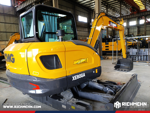 Benin - 1 Unit XCMG XE60GA Crawler Excavator & 1 FCY50 Dumper
