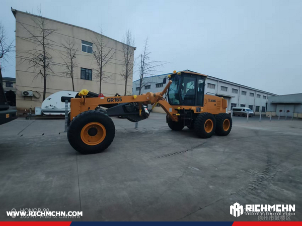 Suriname - 2 Units XCMG GR165 Motor Graders