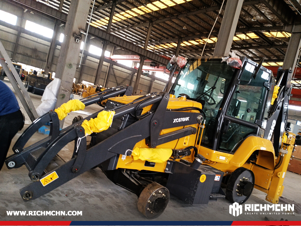 Benin - 1 Unit XCMG XC870HK Backhole Loader