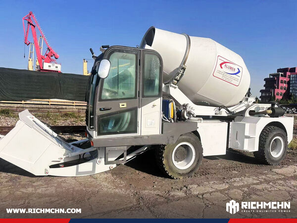 20241204_Mozambique 1 Unit HONGYUAN Self Loading Mixer Truck HY-350(Harper Zhang OM2024I0177D) (1).jpg