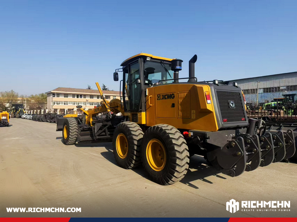 Algeria - 1 Unit XCMG ZL50GN Wheel Loader & 1 XS143J Road Roller & 1 GR215 Motor Grader