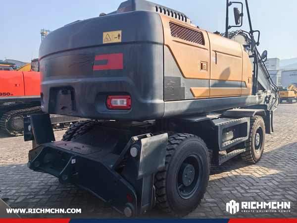 Algeria - 1 Unit HYUNDAI HW210 Wheel Excavator