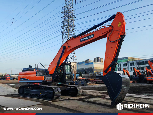 Ethiopia - 2 Units DEVELON DX360LCA-7B Crawler Excavators