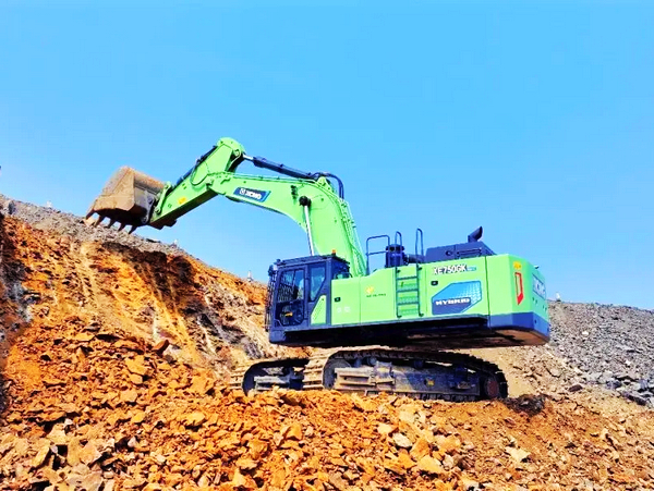 XCMG Builds a Greener Future with New Energy Excavators