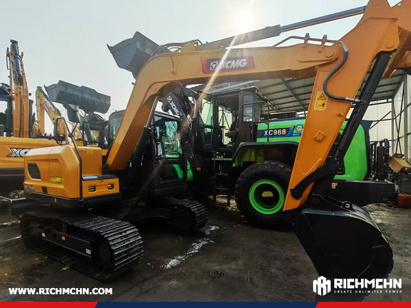 Bahama - 1 Unit XCMG XE75GA Crawler Excavator
