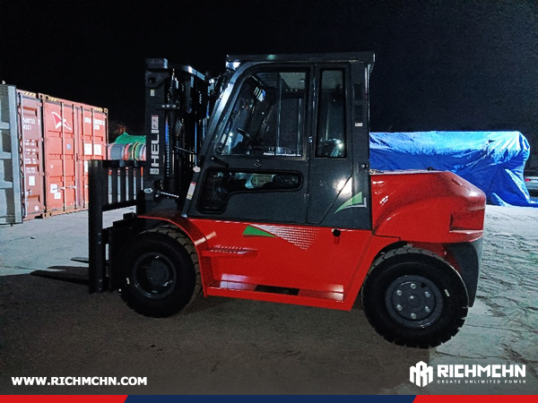 Angola - 1 Unit HELI CPCD70 Diesel Forklift