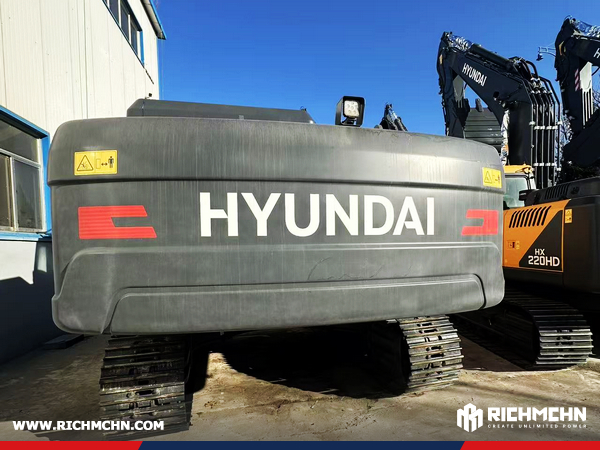 Algeria - 1 HYUNDAI HX340HD Crawler Excavator