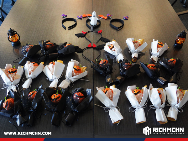 Lonchain Group Celebrates Halloween 2025 with Sweet Treats and Team Fun