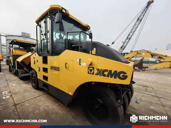 Algeria - 1 Unit XCMG XP203S Road Roller