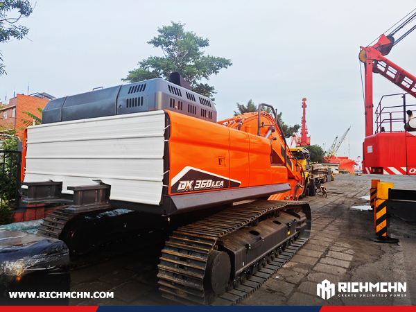 Ethiopia - 1 Unit Develon DX360LCA-7B Excavator