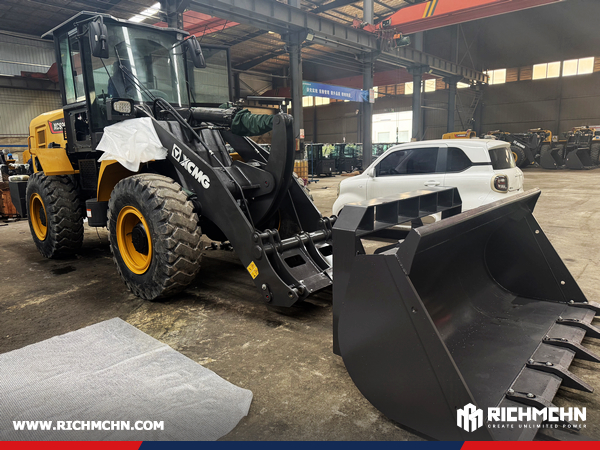 Algeria - 1 Unit XCMG XC938 Wheel Loader