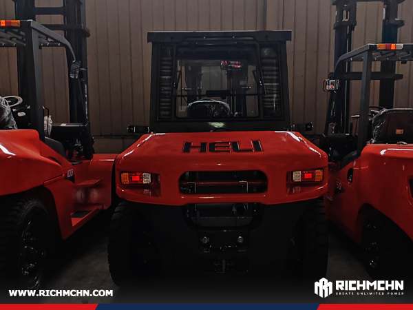 Angola - 1 Unit HELI CPCD70 Diesel Forklift