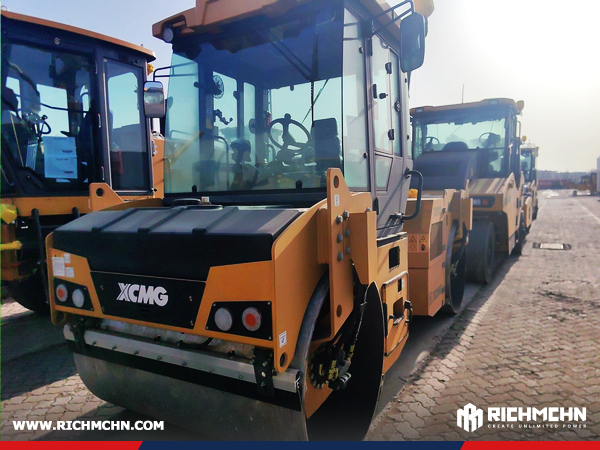 Algeria - 1 Unit XCMG XP203 Road Roller & 1 Unit XCMG XD103 Road Roller & 1 Unit XCMG GR215 Motor Grader & 1 Unit XCMG ZL50GN Wheel Loader