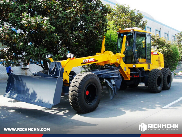 Algeria - 1 Unit XCMG GR180 Motor Grader