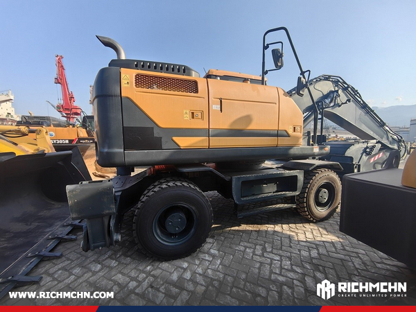 Algeria - 1 Unit HYUNDAI HW210 Wheel Excavator
