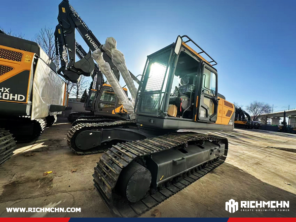 Algeria - 1 HYUNDAI HX340HD Crawler Excavator