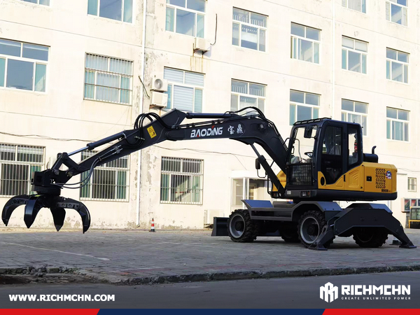 Paraguay - 1 Unit BAODING BD95W Wheel Excavator & 1 HELI CPCD25 Diesel Forklift