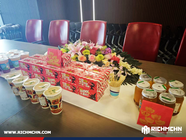 Lonchain Group Holds Rally for New Trade Festival Sprint