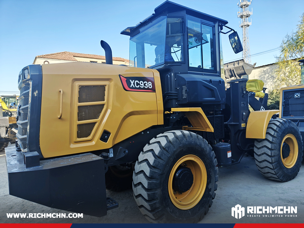 Argentina - 1 Unit HELI CPCD35 Diesel Forklift & 1 LUTONG LTD1604-4 Farm Tractor & 1 XCMG XC870K Backhoe loader & 1 XC740K Skid Steer Loader & 3 XE215C Crawler Ecavators & 3 XC938 Wheel Loaders